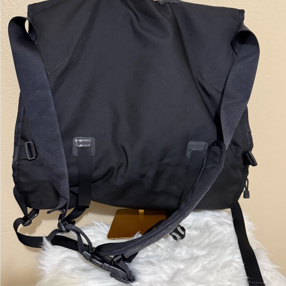 The North Face Charcoal Backpack - Picture 3 of 9